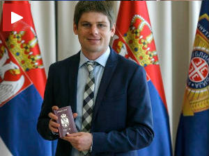 Гујон примио српско држављанство