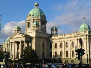 Предлог закона о уџбеницима повлачи се из процедуре  