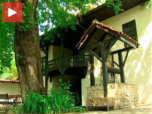 Принудно исељење Књижевне заједнице