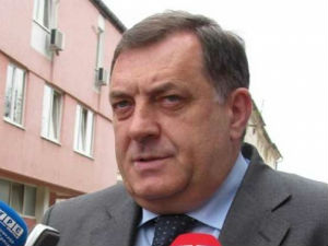 Додик: Не мењам ставове због Кормакове