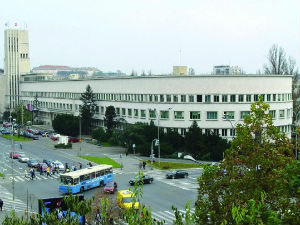 Покрајинска влада: Вучић обмањује јавност