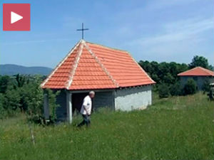 Пензионер својим рукама гради задужбину