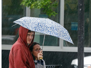 РХМЗ: Непогоде са великим падавинама данас и ноћас