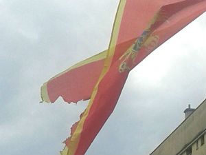 Запаљена црногорска застава у Подгорици