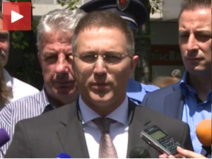 Стефановић: Када је реч о Шешељу поступаћемо по Уставу