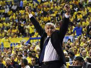 Обрадовић још две године у Фенербахчеу