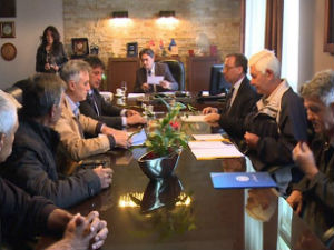 Гашић са бившим радницима наменске индустрије