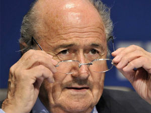 Блатер под притиском: Биће још лоших вести!