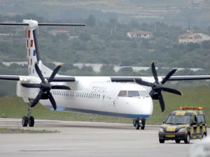 Принудно слетање авиона "Кроејша ерлајнза"