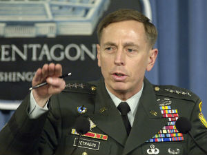 Петреус: Џихадисти не могу бити поражени само оружјем