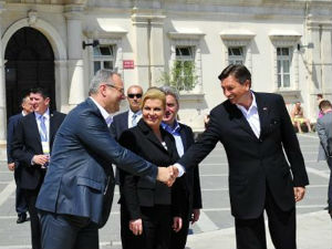 Самит 100 лидера у Порторожу