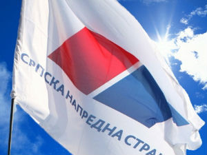 СНС: ДС треба прво да смисли како да не оде у стечај