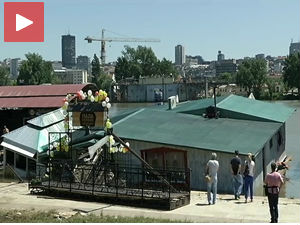 Потонуо сплав, испливали пропусти