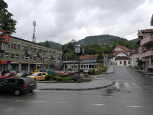 Због босанског језика годинама чека 139 предмета