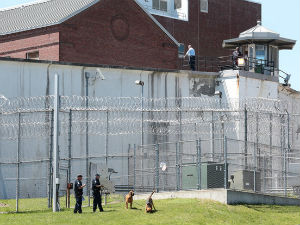 Бекство из њујоршког затвора, потрага за убицама