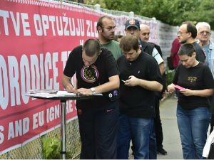 Петиција за изградњу споменика српским жртвама