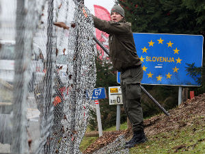 Аустрија изнајмљује ограду, трошкови 330.000 евра за шест месеци