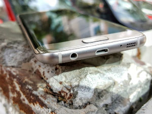 "Galaxy Note 6" имаће закривљен екран дијагонале 14,7 центиметара?