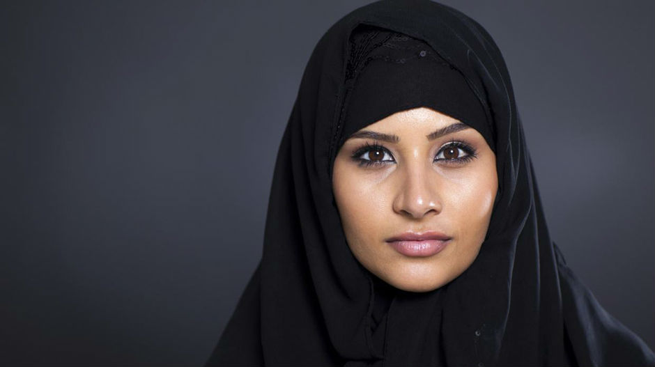 „Гардиjан“: Жене објасниле зашто се у хиџабу осећају пријатно