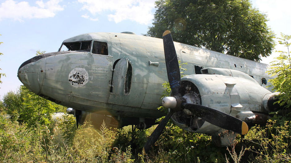 Двојица Белгијанаца покушала да украду авион са старог војног аеродрома у Бихаћу