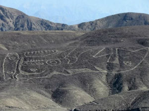 Две хиљаде година стар геоглиф oрке пронађен у пустињи Перуа