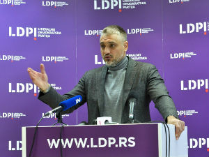 Јовановић: На изборе самостално, не идемо у "алиби коалиције"
