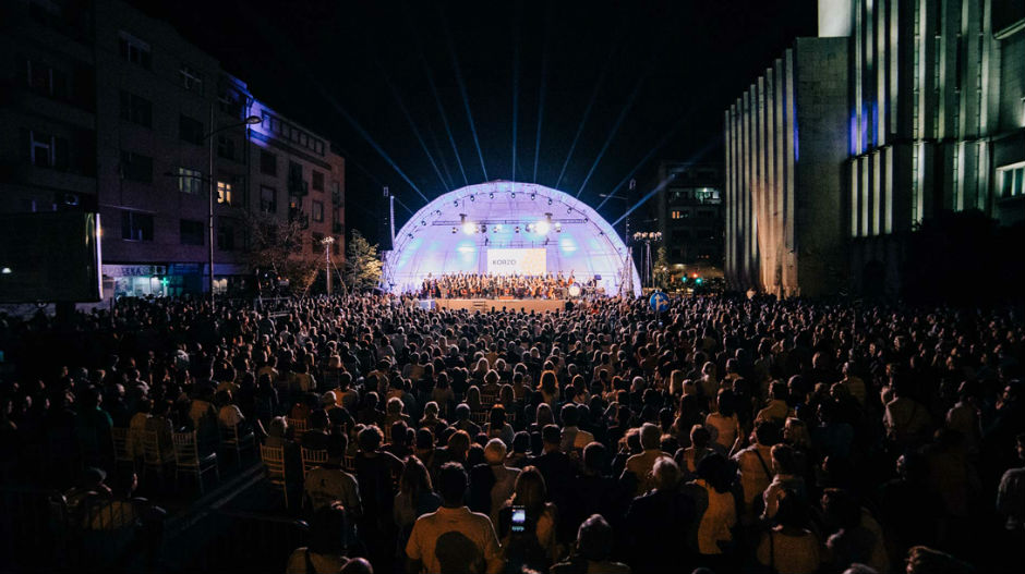 Калеидоскоп културе: Готово 10.000 Новосађана уживало у симфонијском спектаклу