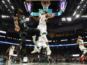НБА: Најбољих десет са мечева у ноћи иза нас