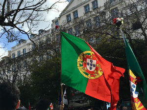 Zašto karanfili u Portugaliji nikada ne venu