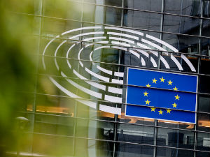 EU daje 25 milijardi evra za borbu protiv koronavirusa