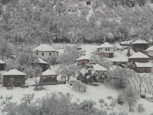 Власотинце добило воду, доста села у Јабланичком округу и даље без струје