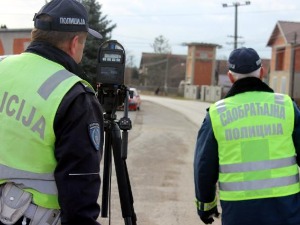 Возила аутомобил са 2,74 промила алкохола у крви