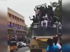 Последња станица, сви напоље