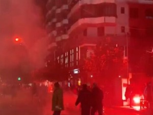 Албанија, хаос током фудбалског меча у Елбасану Албанија, хаос током фудбалског меча у Елбасану