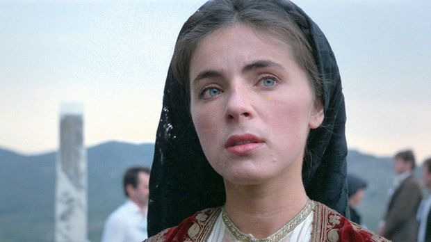 In memoriam - Mira Furlan: Lepota poroka In memoriam - Mira Furlan: Lepota poroka