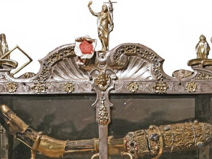 Бисери и повеље - Немањићи: Реликвијама до харизме