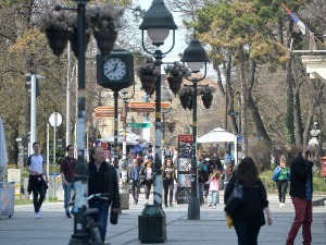 Медитерански ваздух доноси топло време и за викенд, понегде и киша