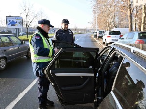 Возач из Ариља задржан на трежњењу са 3,71 промилом алкохола