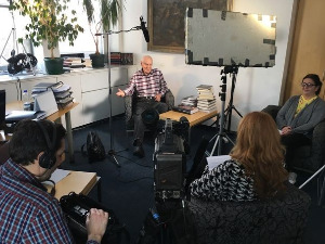 Заводљива телевизија - креатори серија: Синиша Павић