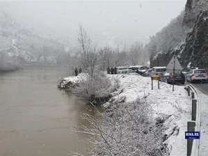 Лоциран аутомобил који је слетео у Лим