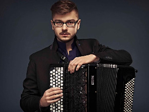 Век хармонике – Маћеј Фронцкјевич