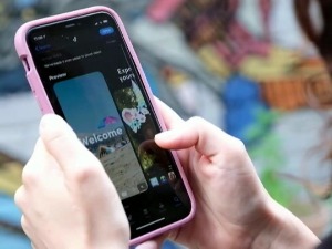 Опасне игре на друштвеним мрежама – између родитељске контроле и улоге државе