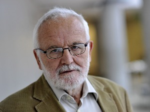Тако је говорио Јоже Менцингер: Европска унија као Хабзбуршка монархија Тако је говорио Јоже Менцингер: Европска унија као Хабзбуршка монархија