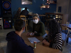 Кафић 16 – хуманост на менију