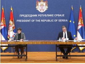Брнабић и Вучић: Србија остварује незабележене резултате