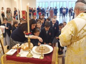 Отварање прве српске школе у Аустралији