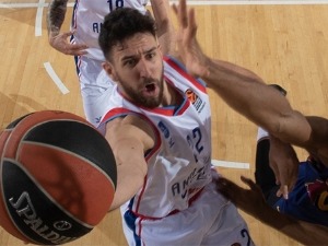 Мицић и Рејнолдс најкориснији играчи недеље у Евролиги