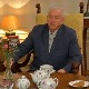Странци који нас воле