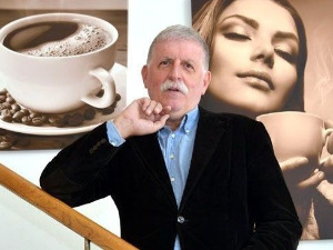 Професионалци: Петар Пеца Поповић, новинар, рок критичар, публициста