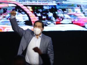 Андрес Араус прогласио победу на председничким изборима у Еквадору